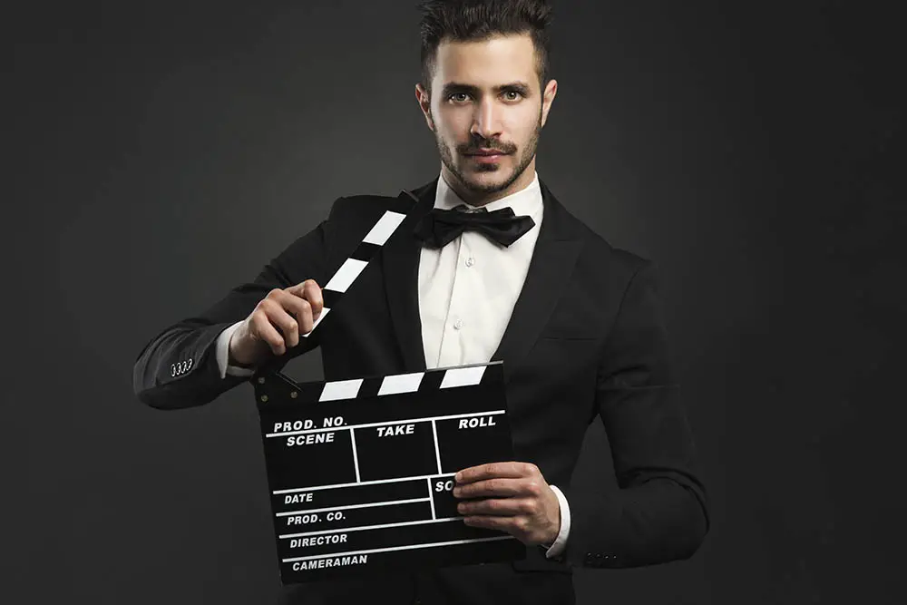 How do you make an acting resume for beginners